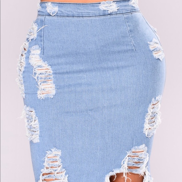 Distressed denim skirt - Picture 1 of 2
